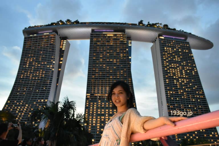 シンガポール 観光 昼も夜も楽しめる フォト 動画スポット マーライオン マリーナベイサンズ スーパーツリー グローブ 193go Jp いくみごードットジェイピー