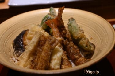京都「点邑（てんゆう）」カウンターで揚げたて天ぷら！ランチはコース、天丼も　風情ある落ち着いた雰囲気