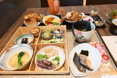 【朝食リポ】「天然温泉 七宝の湯 ドーミーインPREMIUM銀座」の朝食は和食御膳＆ビュッフェ！小鉢横丁、辻利の煎茶と東京スムージーも嬉しい