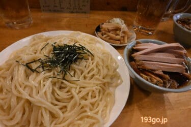 吉祥寺「中華つけ蕎麦 でき心」ランチ限定　ブラックペッパーが効いたピリ辛つけ麺が旨い！チャーシュー山盛り　
