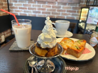 三鷹「ニンカフェ」とんがりクリームの固めプリンとサインフォンコーヒー　